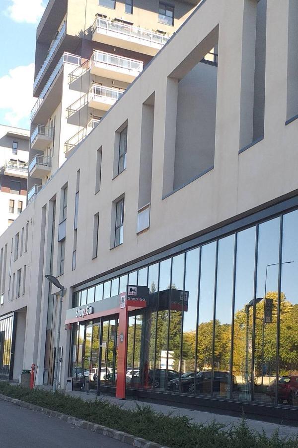 Sunshine - New & Quiet 1Br Apt, Business Area, Close To Airport, Highway A3, Subway Bukarest Exterior foto